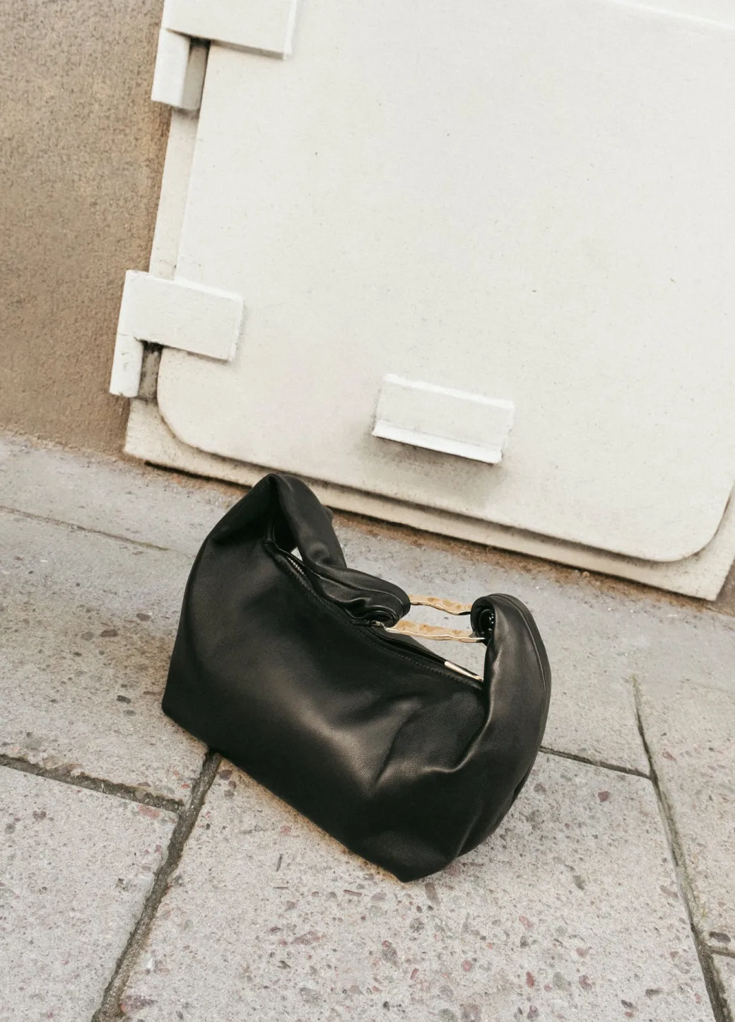 amanda_shoulder_bag_leath_7.webp Shoulder Bags^Flattered Amanda Shoulder Bag Leather Black