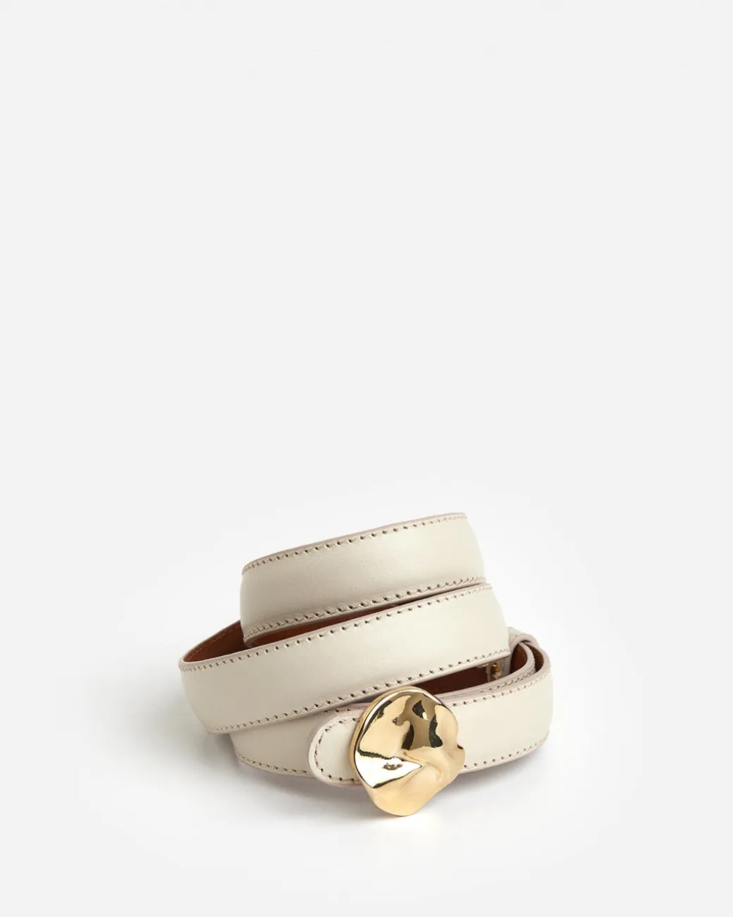 brie_belt_leather_creme_1.webp Belts^Flattered Brie Belt Leather Creme