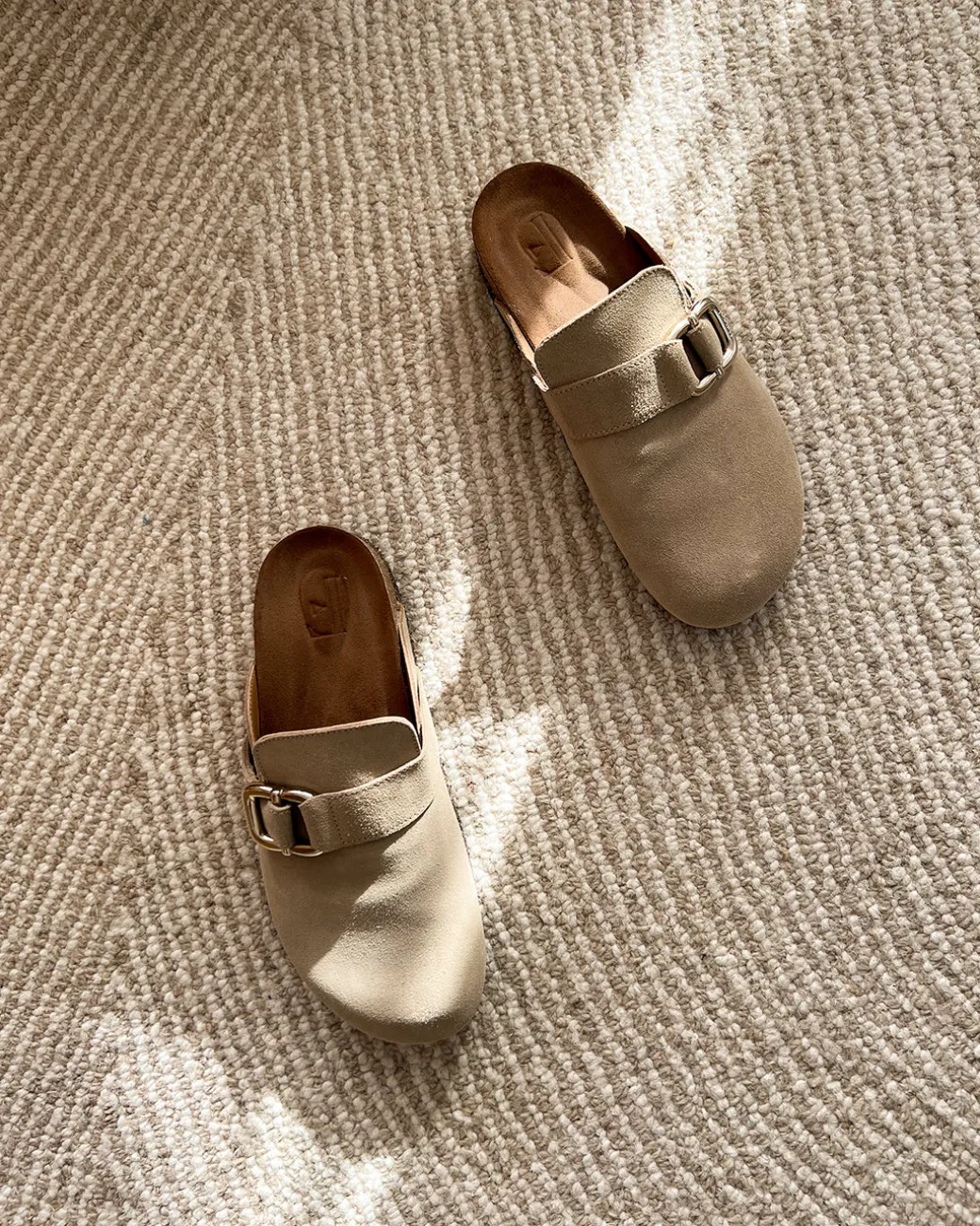cara_suede_sand_3.webp Sandals^Flattered Cara Suede Sand