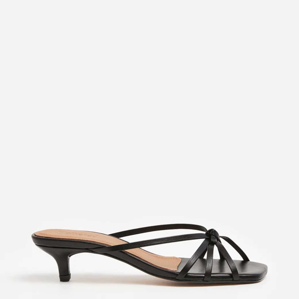 eunisa_leather_black_0.webp Heeled Sandals | Heels^Flattered Eunisa Leather Black