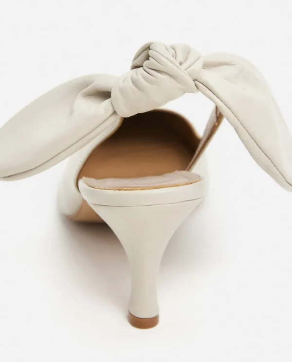 Heels^Flattered Franchesca Bow Leather Creme