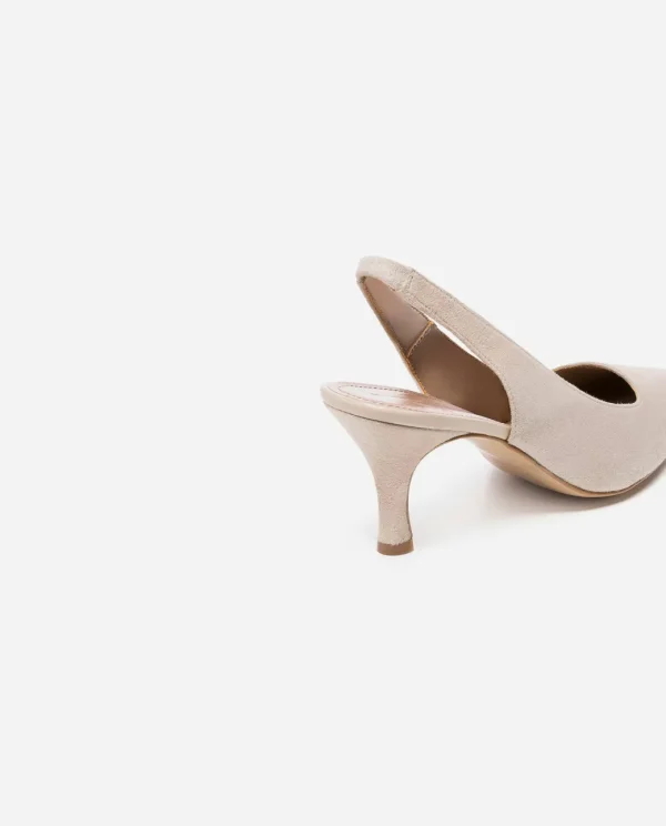 Heels^Flattered Franchesca Suede Sand