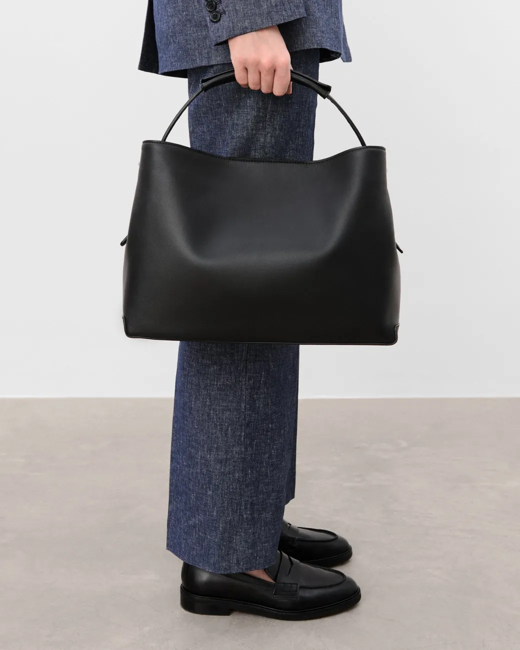 harper_grande_handbag_lea_2-1.webp Top Handle Bags | Tote Bags^Flattered Harper Grande Handbag Leather Black