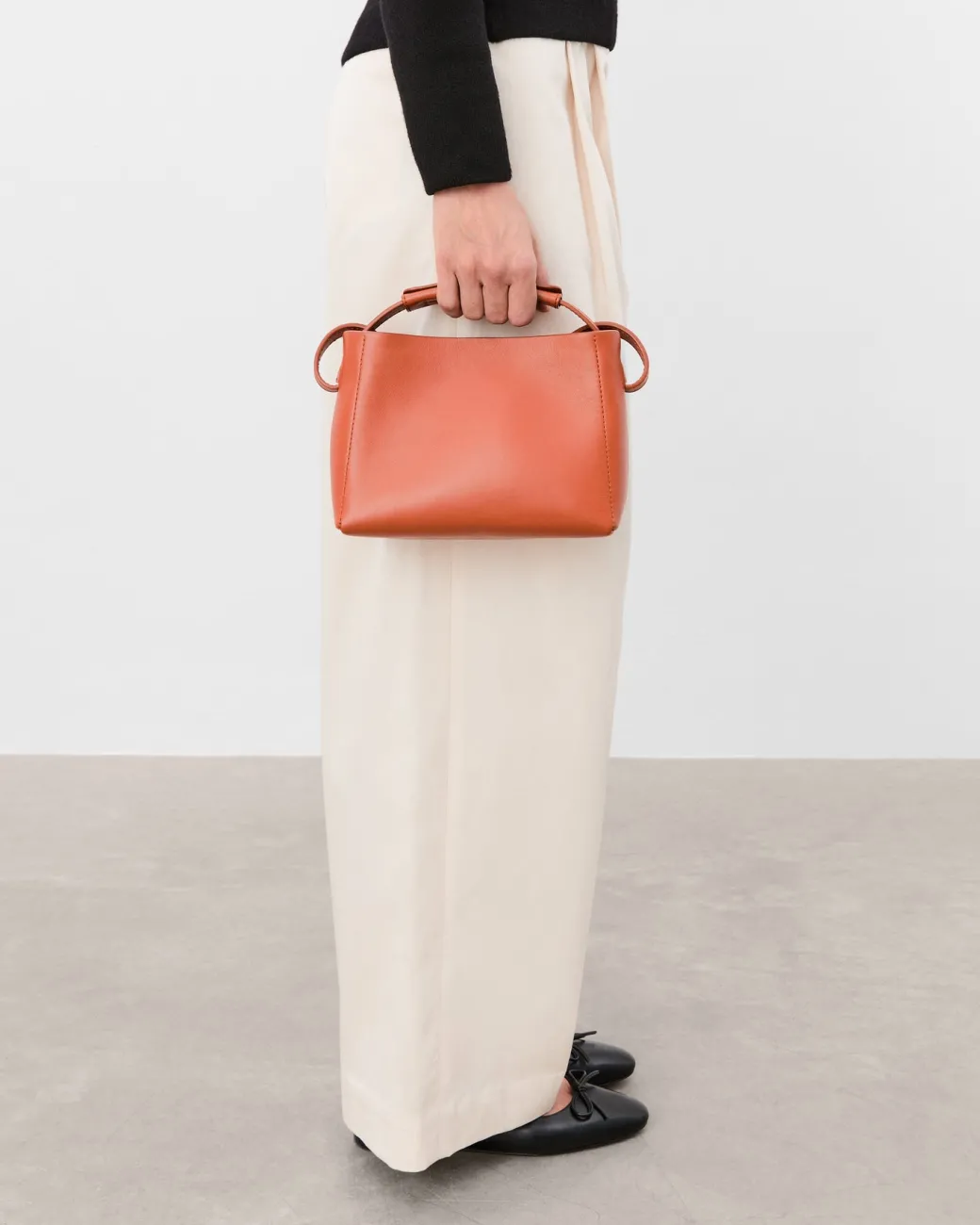 hedda_mini_handbag_leathe_2-5.webp Top Handle Bags | Crosshoulder Bag^Flattered Hedda Mini Handbag Leather Red Brick