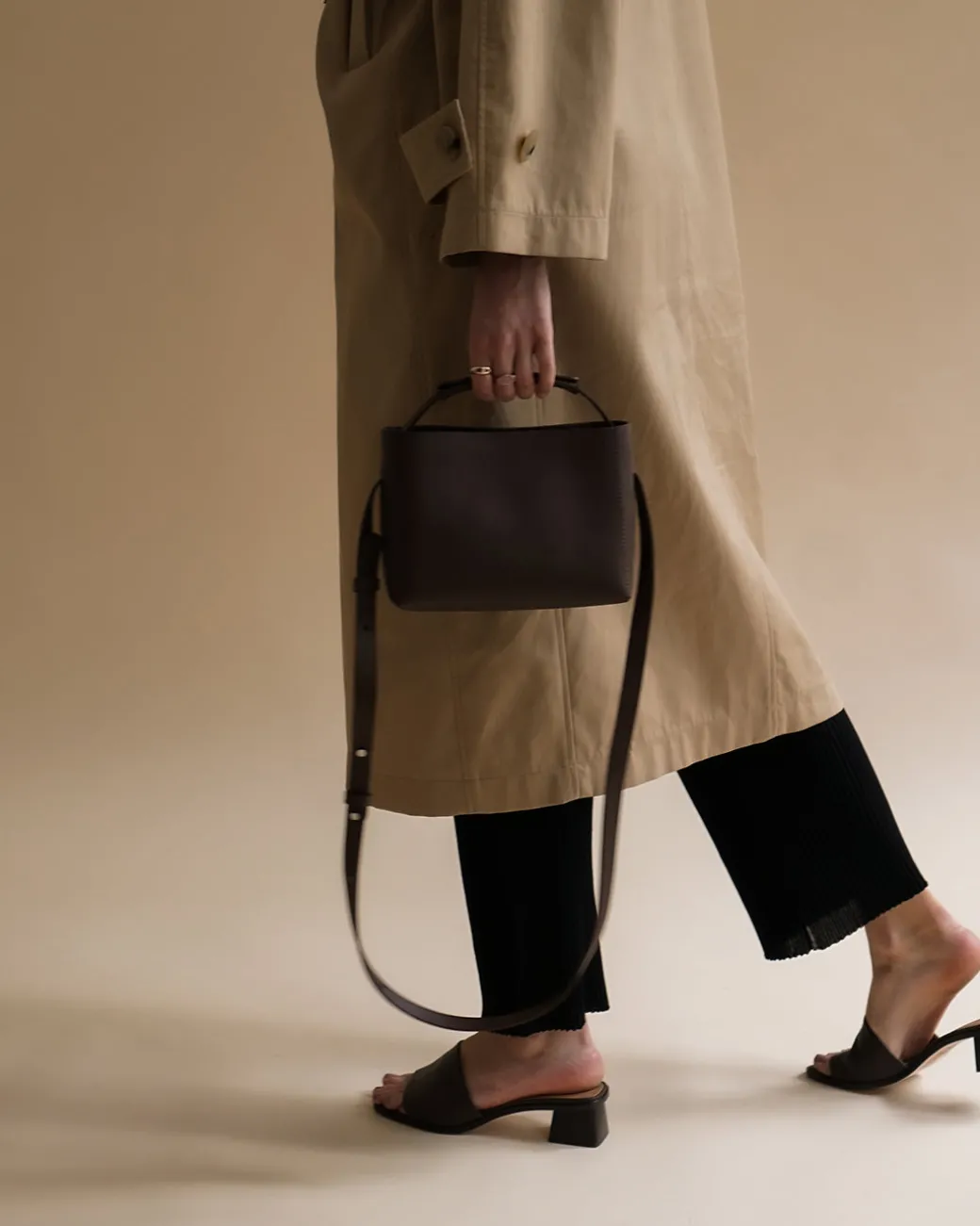 hedda_mini_handbag_leathe_6-2.webp Top Handle Bags | Shoulder Bags^Flattered Hedda Mini Handbag Leather Chocolate