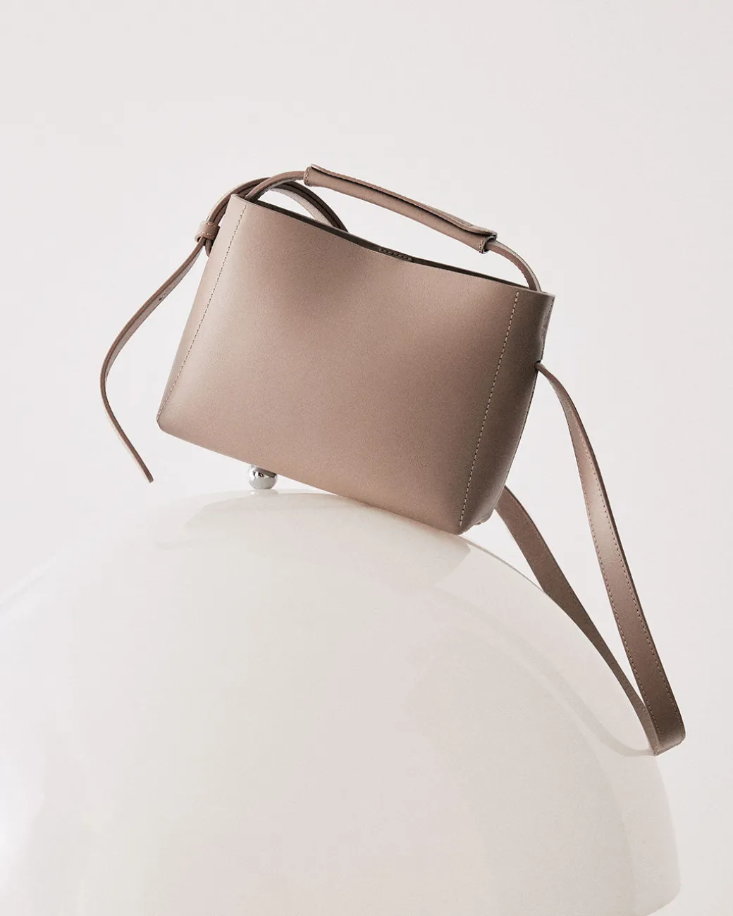 hedda_mini_handbag_leathe_7-3.webp Top Handle Bags | Shoulder Bags^Flattered Hedda Mini Handbag Leather Taupe