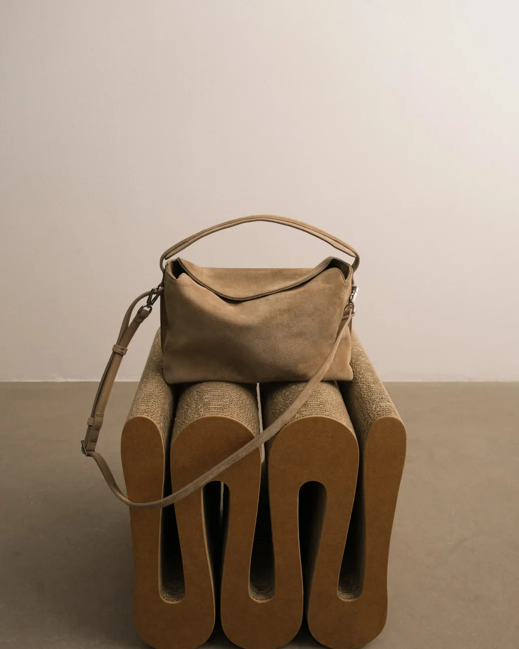 hera_handbag_suede_sand_6.webp Top Handle Bags | Shoulder Bags^Flattered Hera Handbag Suede Sand