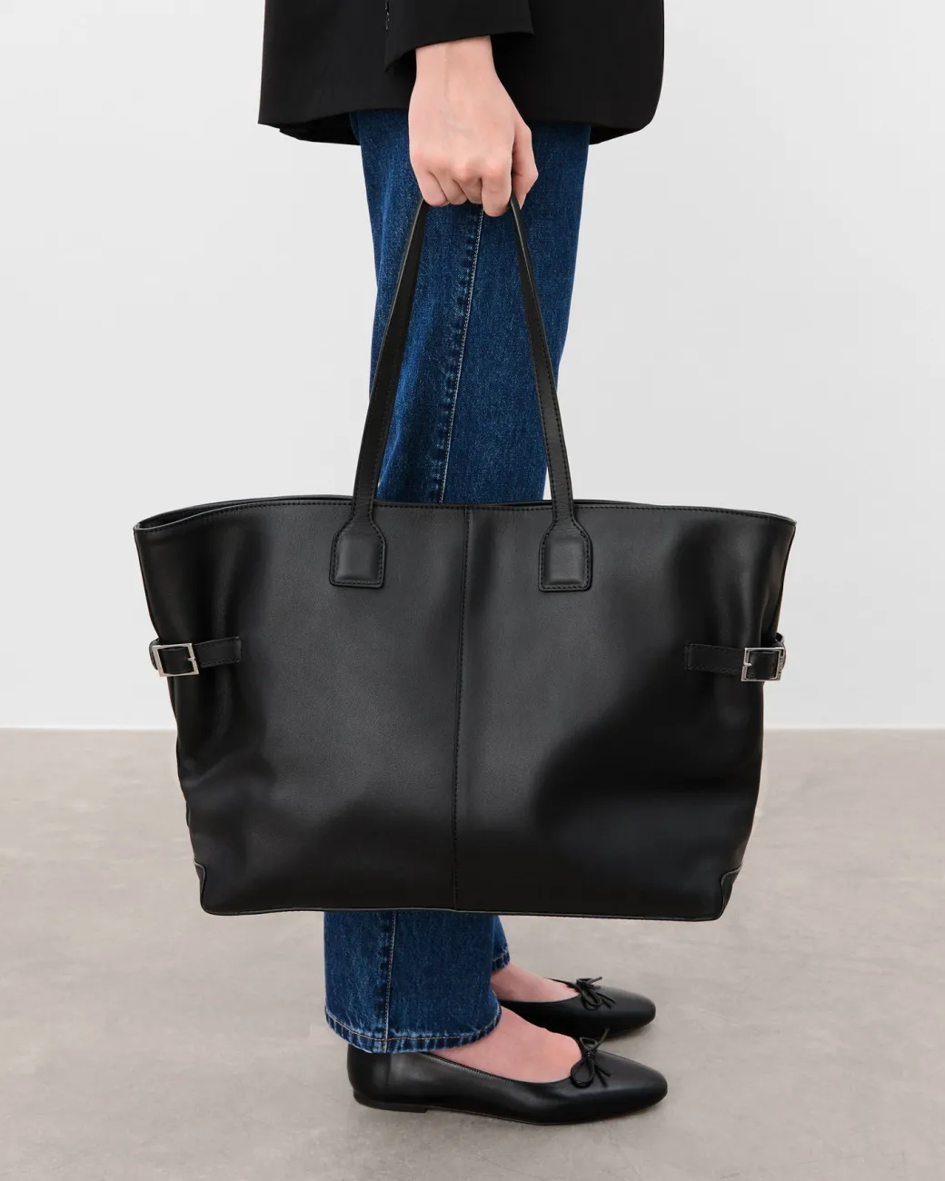 lesley_tote_bag_leather_b_2.webp Tote Bags^Flattered Lesley Tote Bag Leather Black