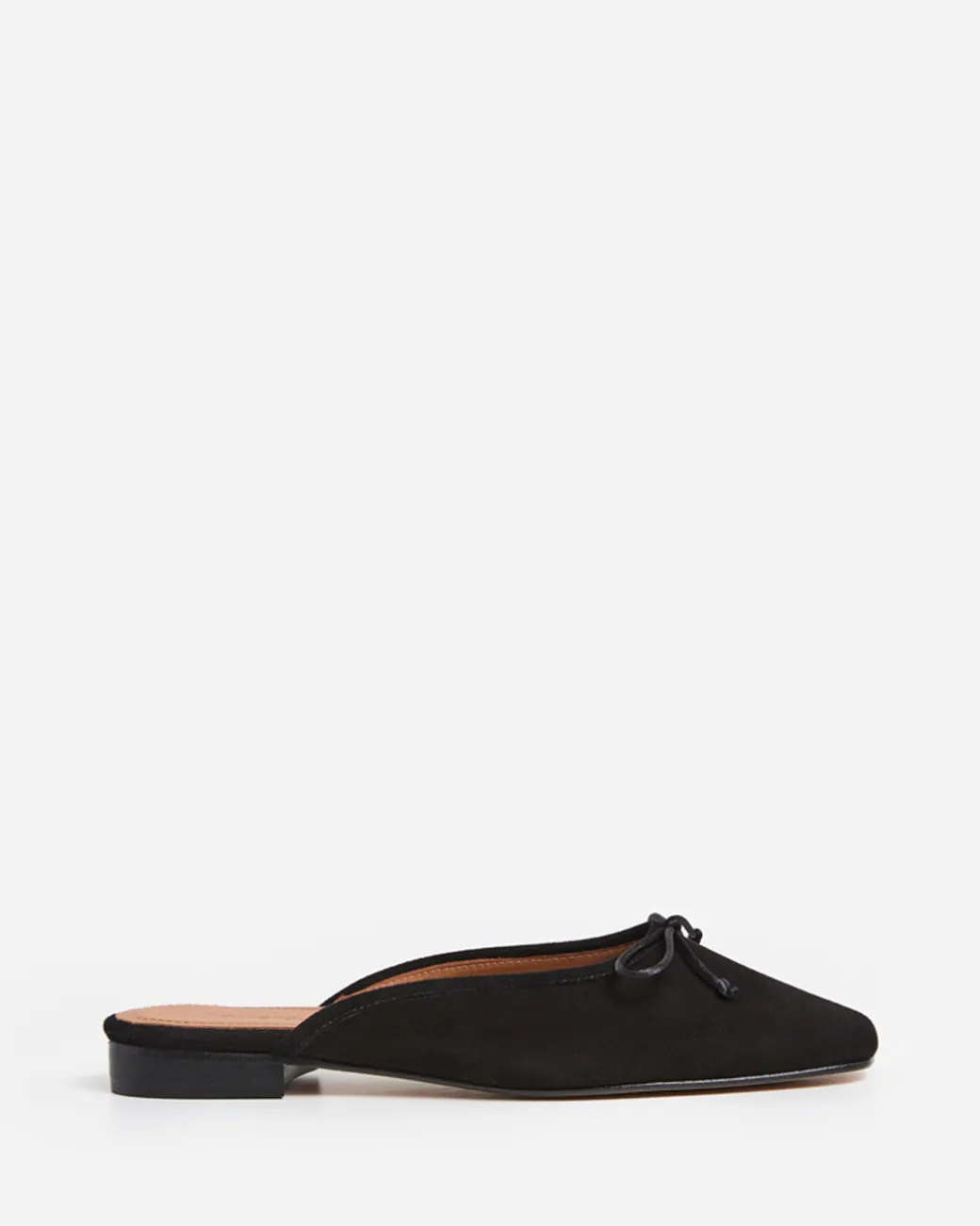 malva_suede_black_1.webp Ballet Flats | Sandals^Flattered Malva Suede Black