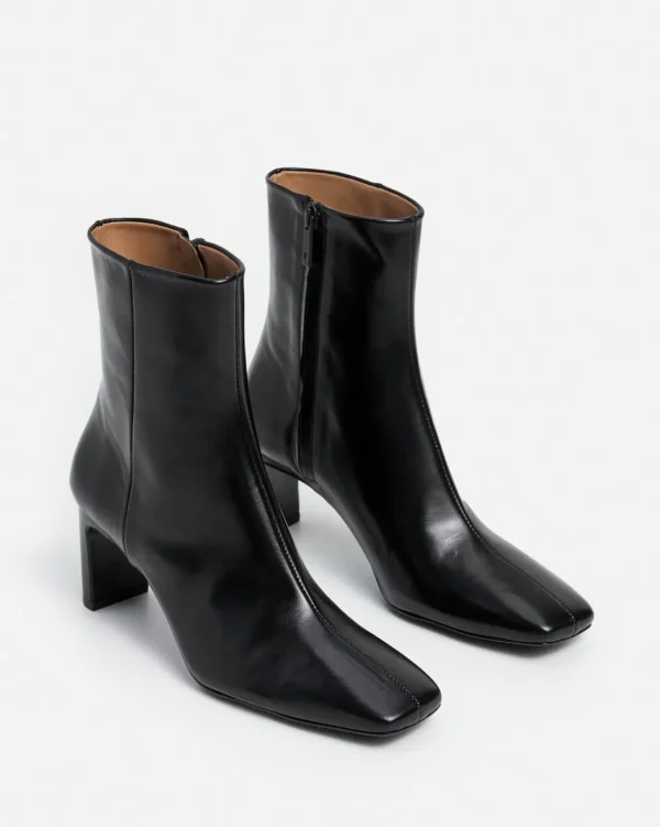 Boots^Flattered Moa Leather Black