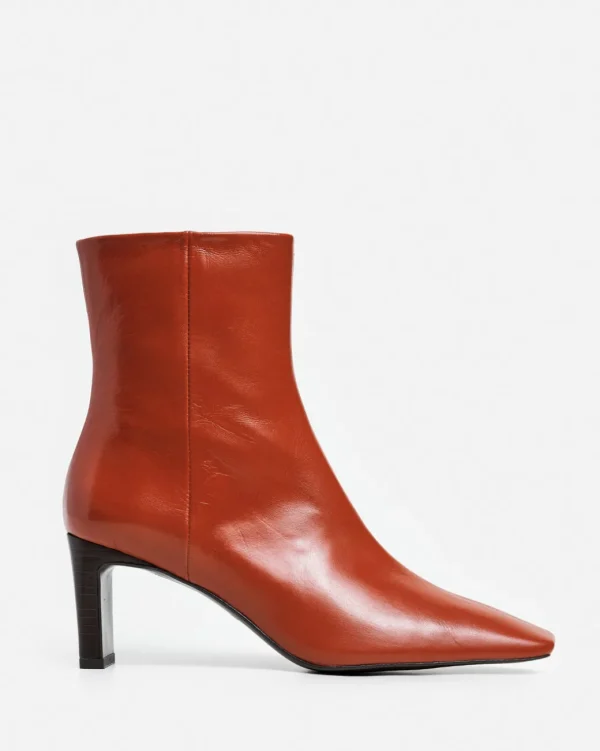 Boots^Flattered Moa Leather Red Brick