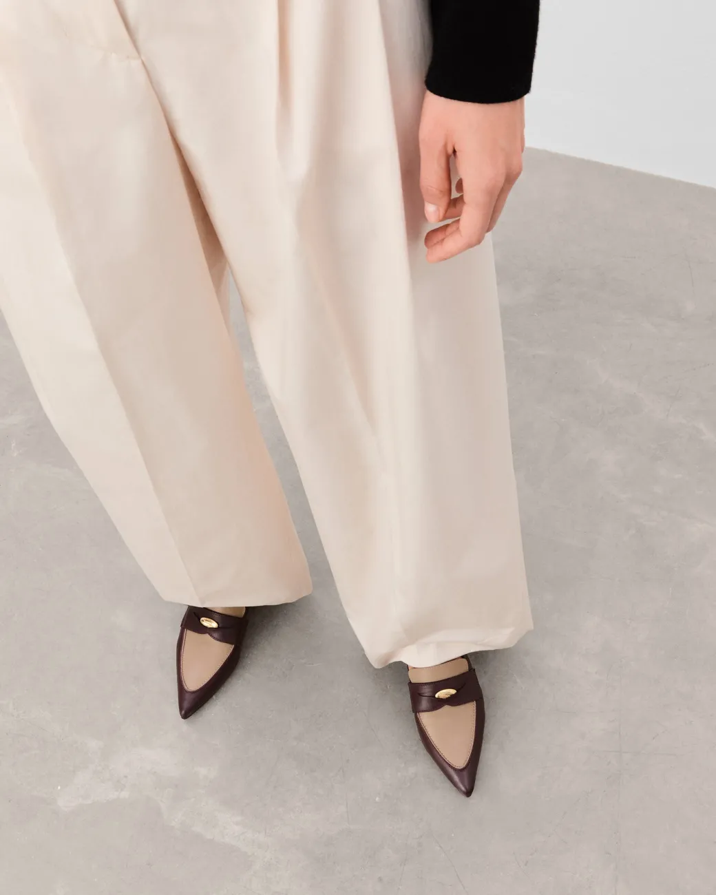 penelope_leather_taupebur_2.webp Loafers^Flattered Penelope Leather Taupe/Burgundy