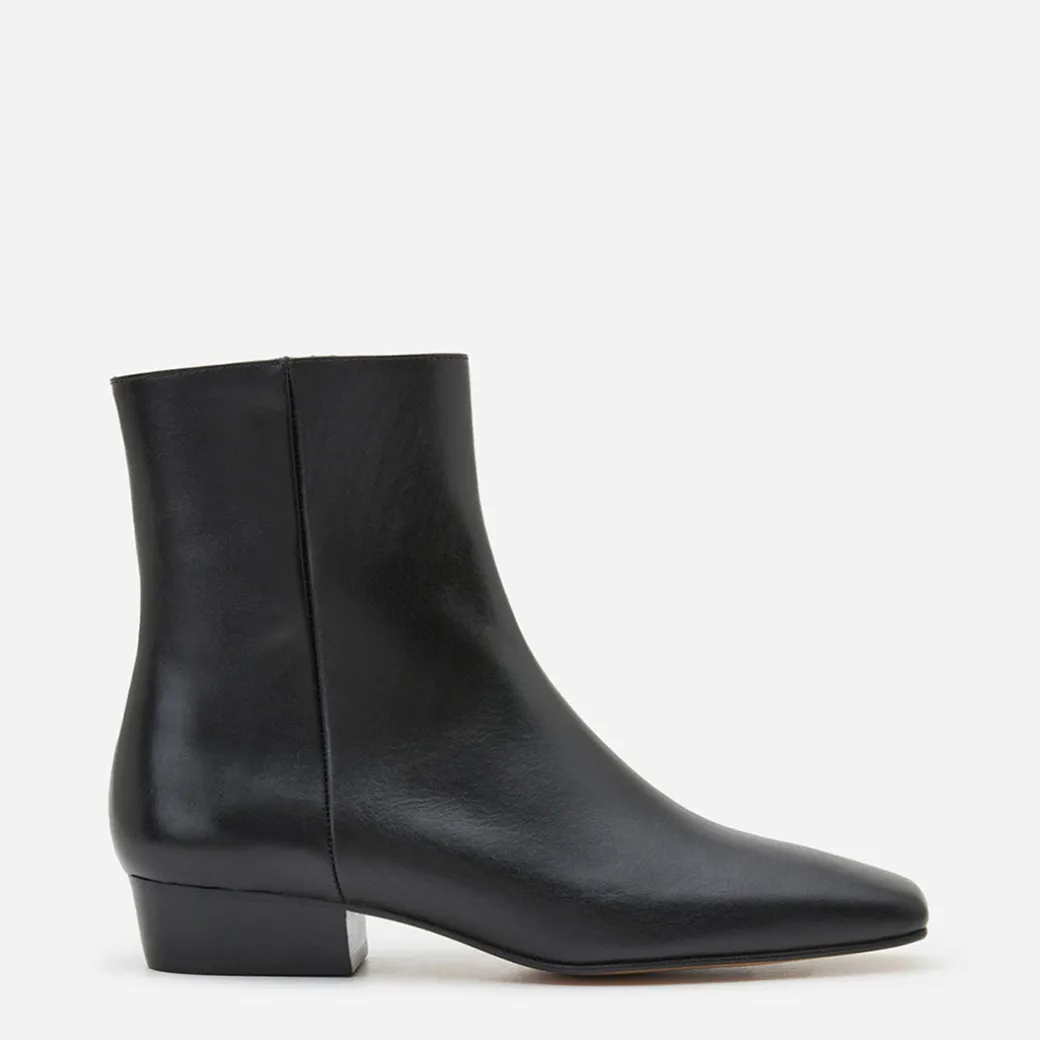 rami_leather_black_0.webp Boots^Flattered Rami Leather Black