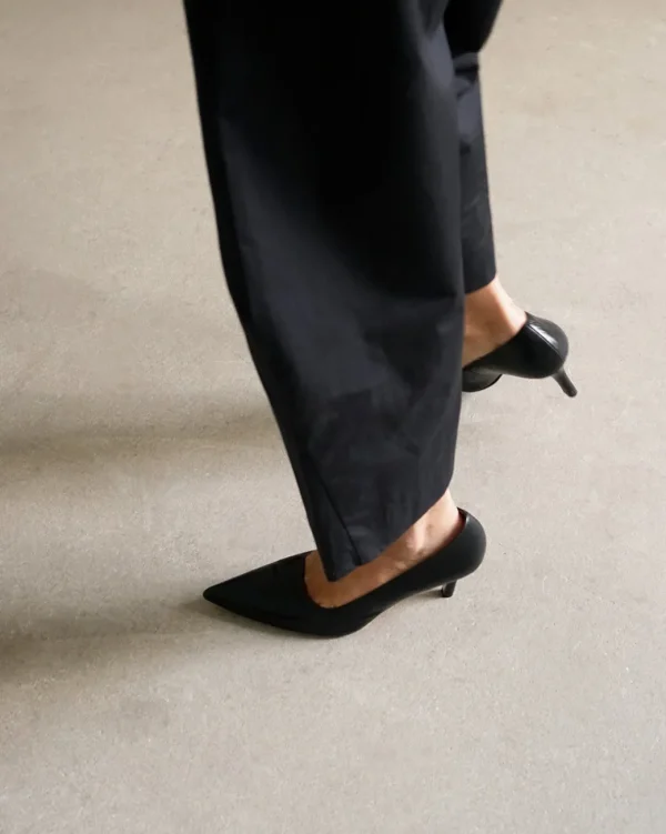 Heels^Flattered Roberta Leather Black