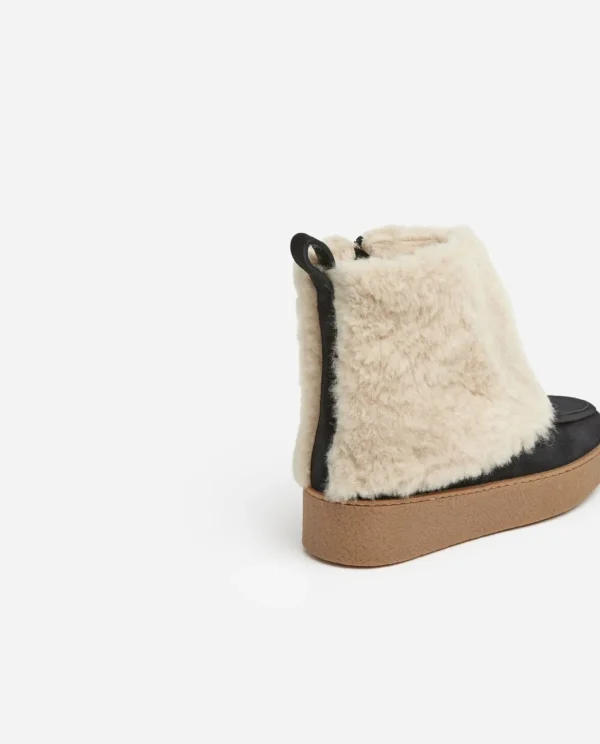 Boots^Flattered Sonia Suede Black