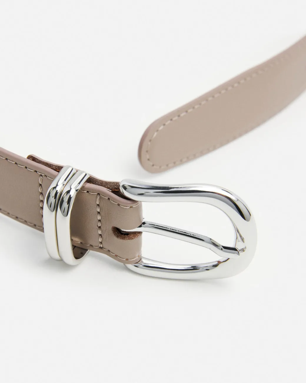 beatrice_belt_leather_tau_3.webp Belts^Flattered Beatrice Belt Leather Taupe