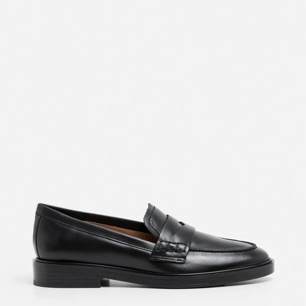 sara_leather_black_0.webp Loafers^Flattered Sara Leather Black
